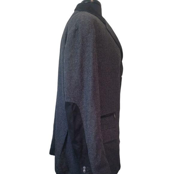 Corneliani ID Gray Wool Cashmere Blazer Sport Coat 44 US / 54 IT EUC - Picture 4 of 16